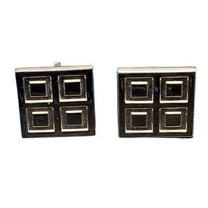 Vintage Hickock silver tone square cuff links with inner square pattern